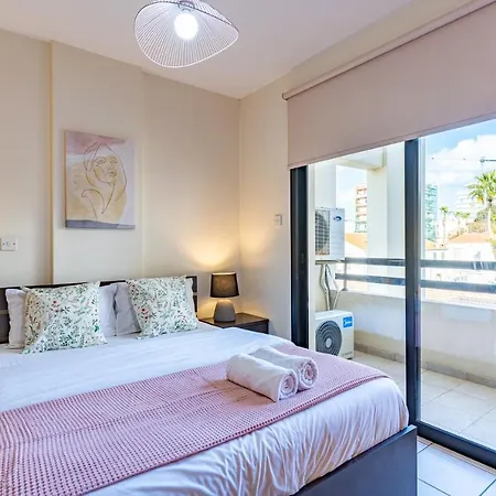 Freya 1-bedroom In Apartment Larnaca